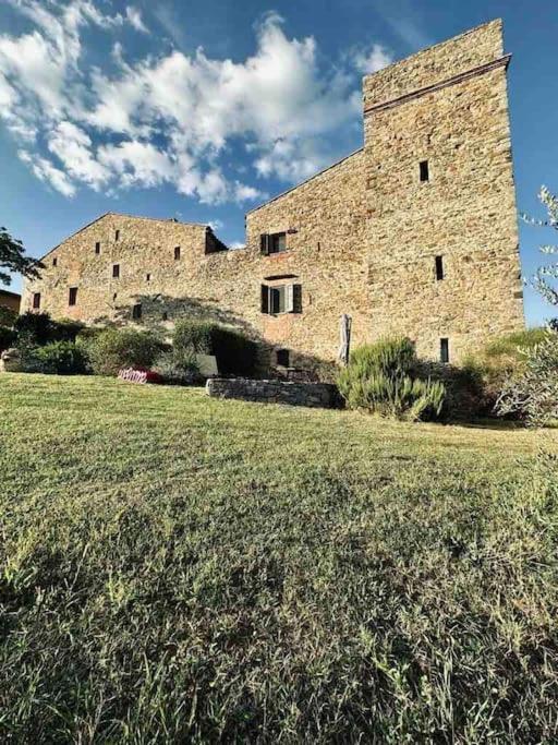 Medieval Tower In Umbria With Swimming Pool Montelagello Buitenkant foto