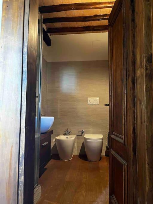 Medieval Tower In Umbria With Swimming Pool Montelagello Buitenkant foto