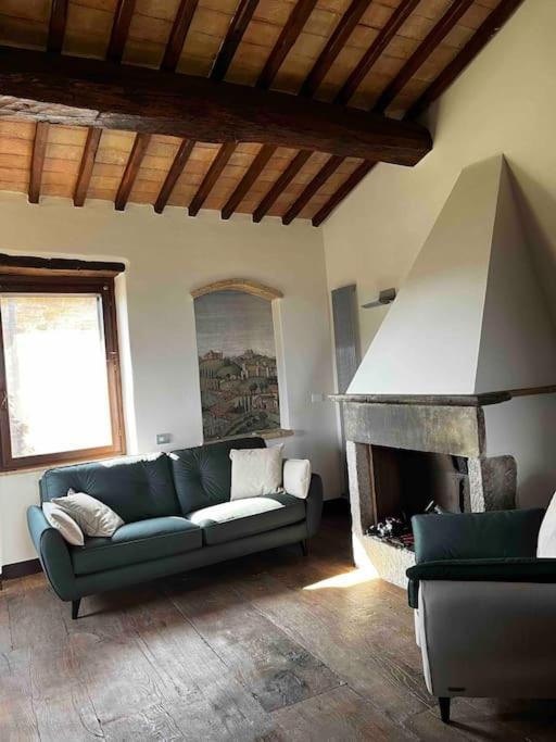 Medieval Tower In Umbria With Swimming Pool Montelagello Buitenkant foto
