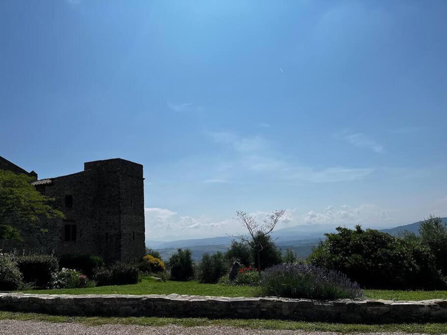 Medieval Tower In Umbria With Swimming Pool Montelagello Buitenkant foto