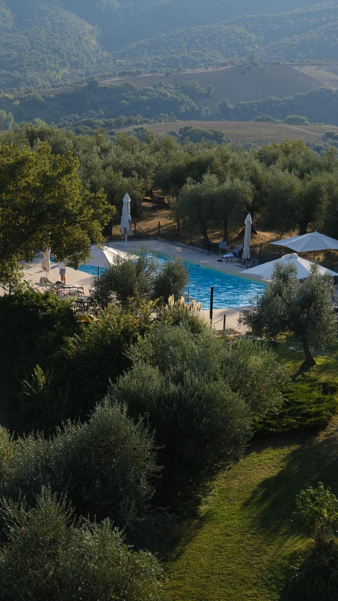 Medieval Tower In Umbria With Swimming Pool Montelagello Buitenkant foto